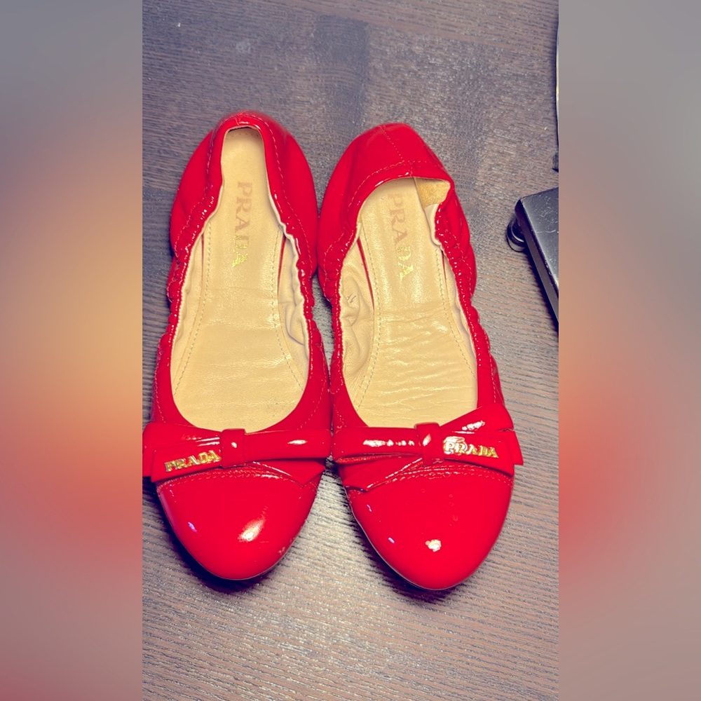 Prada Womens 5